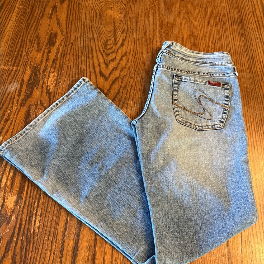 Silver Jeans Women's Classic Blue Straight Leg Jeans